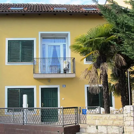 House Sara Holiday home