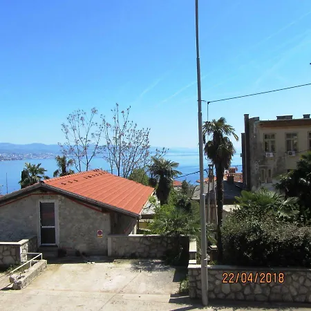 House Sara Holiday home